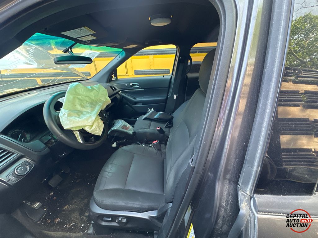 2016 Ford Explorer 7