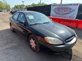 2003 Ford Taurus