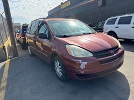 2004 Toyota Sienna