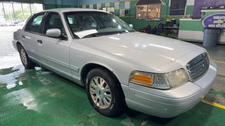2003 Ford Crown Victoria