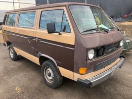 1984 VOLKSWAGEN Vanagon