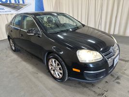 2010 VOLKSWAGEN JETTA