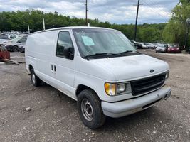 1999 Ford E150 Vans
