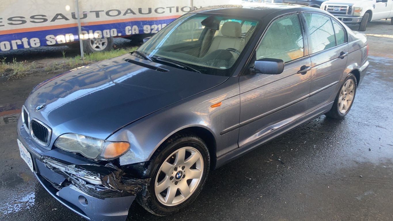 2005 BMW 3 Series 1