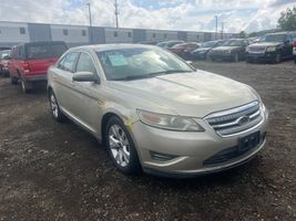 2010 Ford Taurus