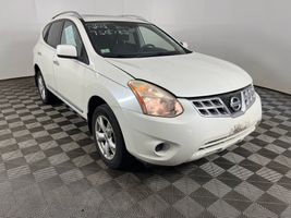 2011 NISSAN Rogue