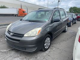 2005 Toyota Sienna