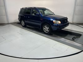 2004 Toyota HIGHLANDER