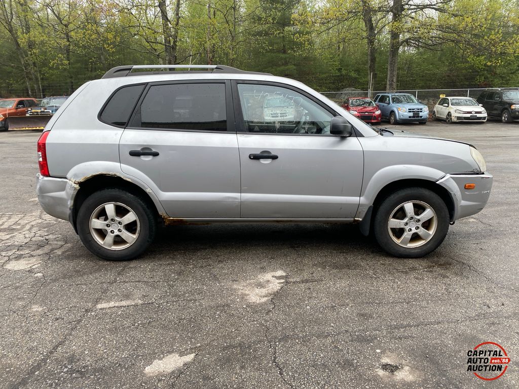 2007 Hyundai Tucson 12