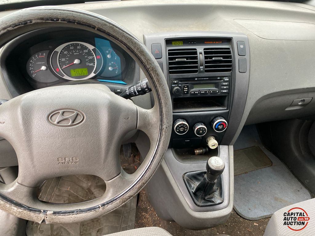 2007 Hyundai Tucson 10
