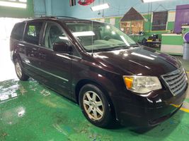 2010 Chrysler Town & Country