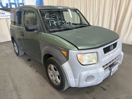 2004 Honda Element