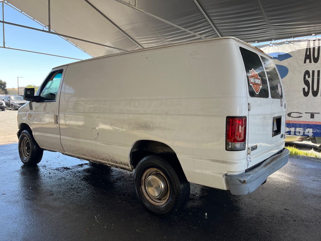 2003 Ford E250 Vans 2