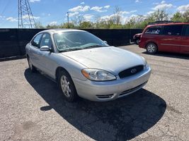 2006 Ford Taurus