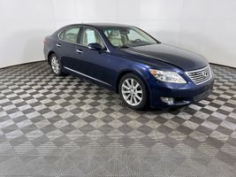 2011 Lexus LS 460