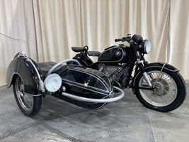 1975 BMW MOTORCYCLE WITH SIDECAR