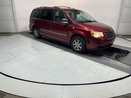 2010 Chrysler Town & Country