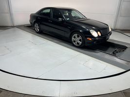 2004 Mercedes-Benz E-Class