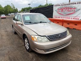 2004 Toyota Avalon