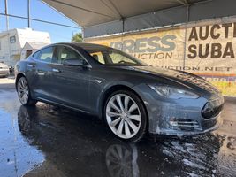 2013 TESLA Model S