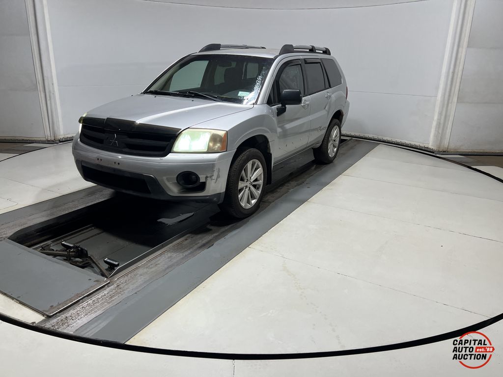 2006 Mitsubishi Endeavor 1