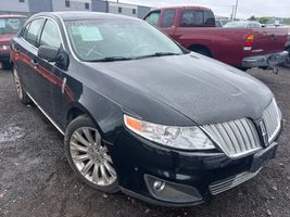 2011 Lincoln MKS
