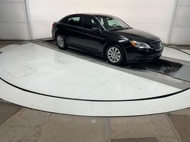 2014 Chrysler 200