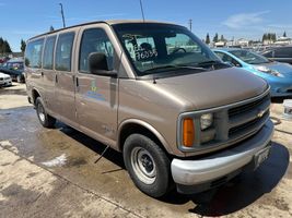 2002 Chevrolet G1500 Vans