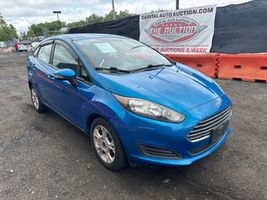 2015 Ford FIESTA