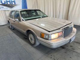 1993 Lincoln Town Car