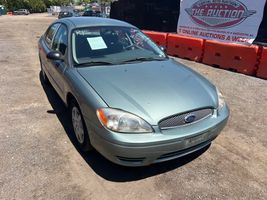 2006 Ford Taurus