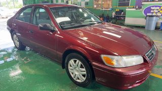 2000 Toyota Camry