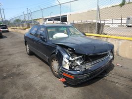 1996 Lexus LS 400