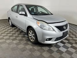 2013 NISSAN Versa