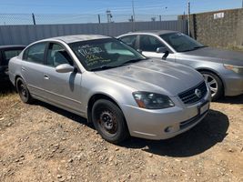 2005 NISSAN Altima