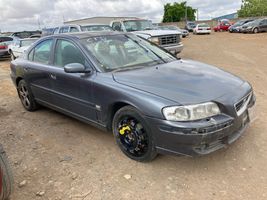 2005 Volvo S60 R