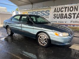 2000 Toyota Camry