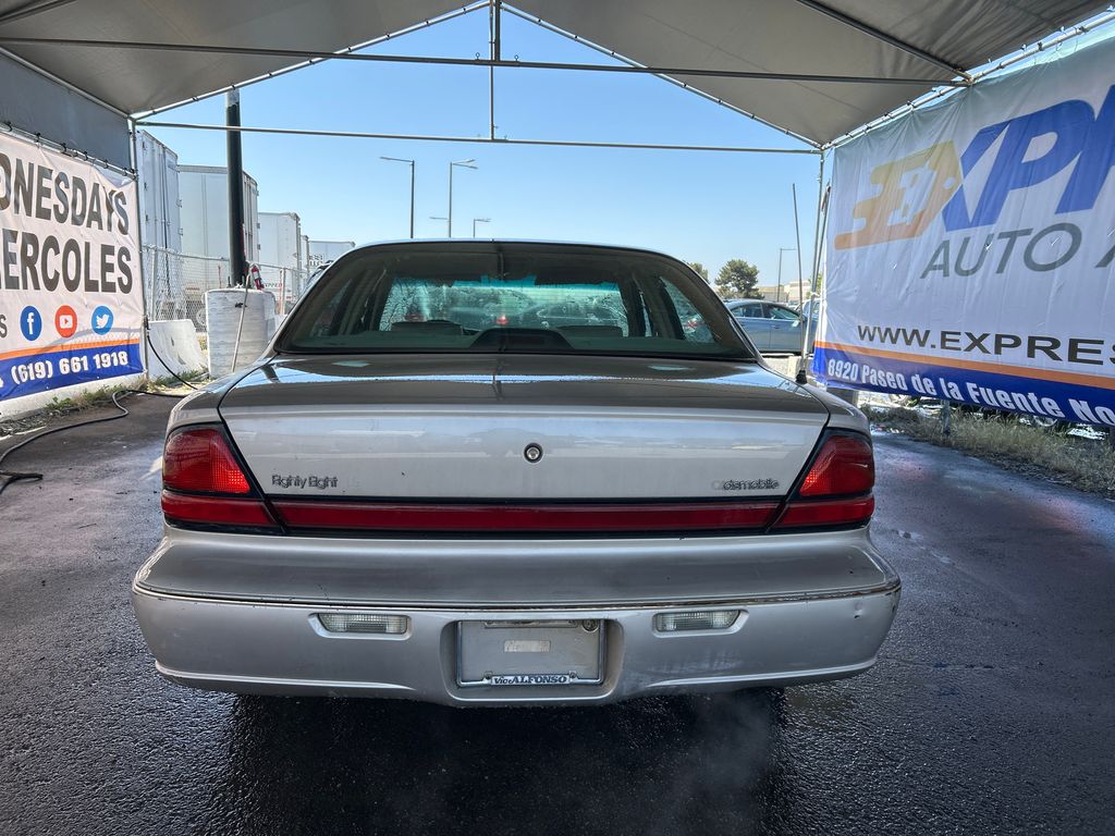 1997 Oldsmobile 88 6
