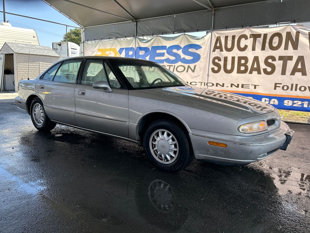 1997 Oldsmobile 88 0