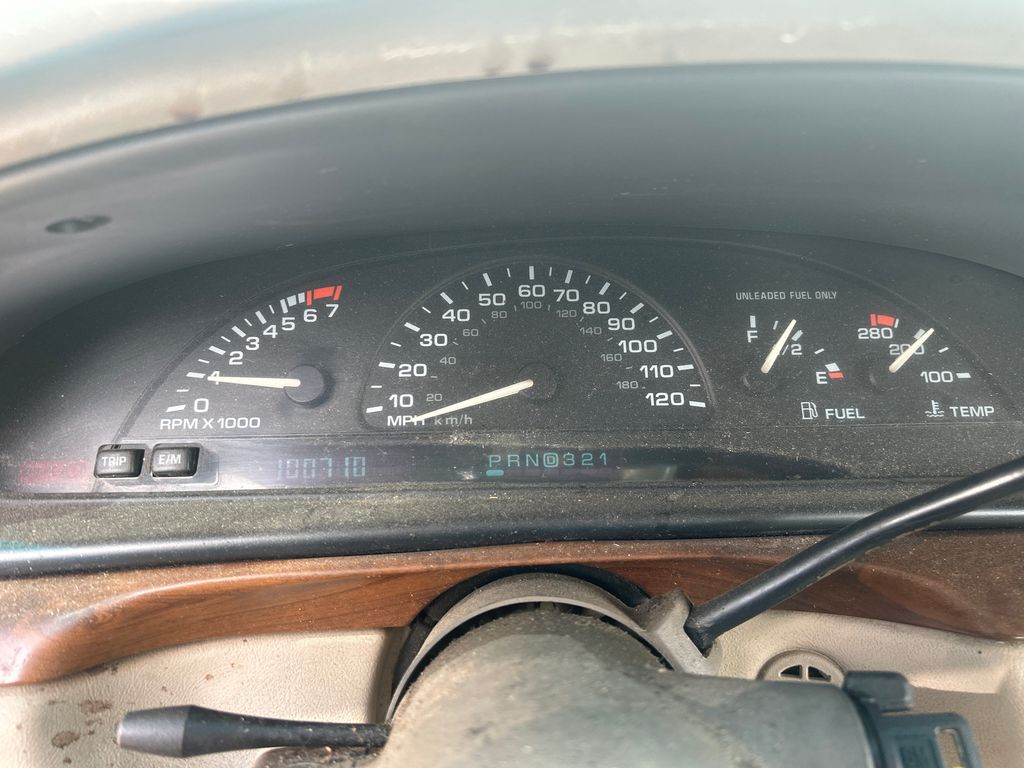 1997 Oldsmobile 88 4