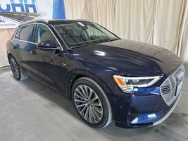 2019 Audi E-TRON