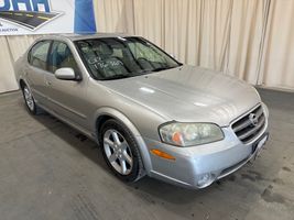 2003 NISSAN MAXIMA