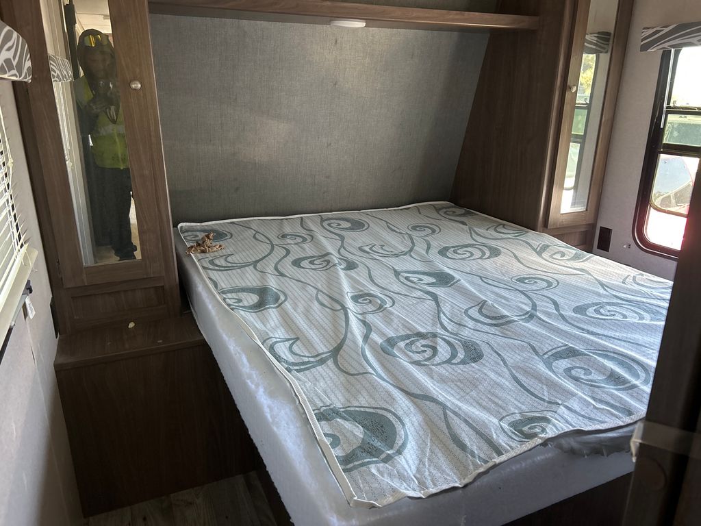 2018 Keystone HIDE 10