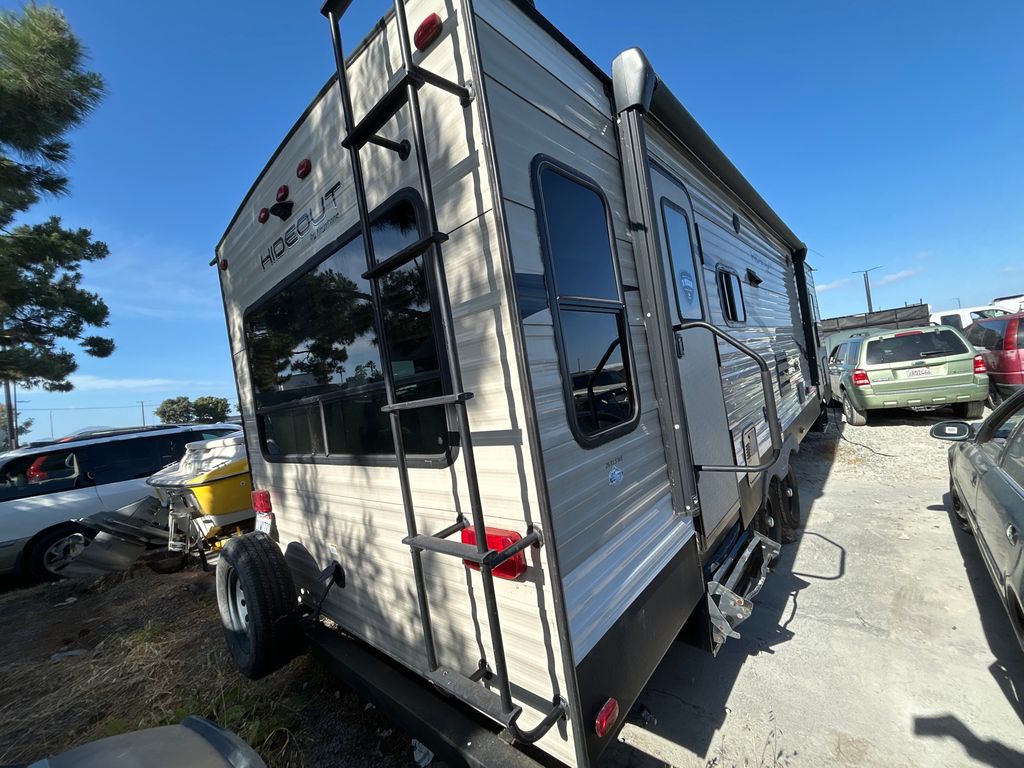 2018 Keystone HIDE 3