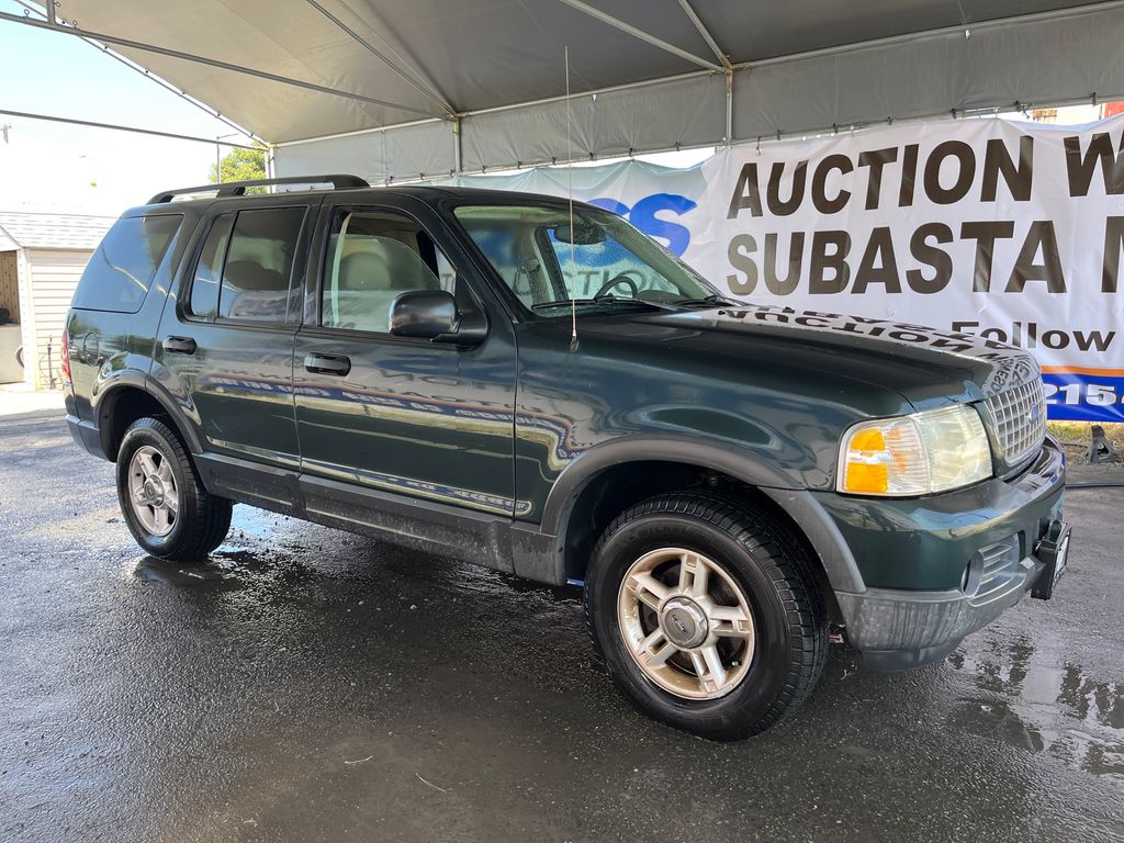 2003 Ford Explorer 0