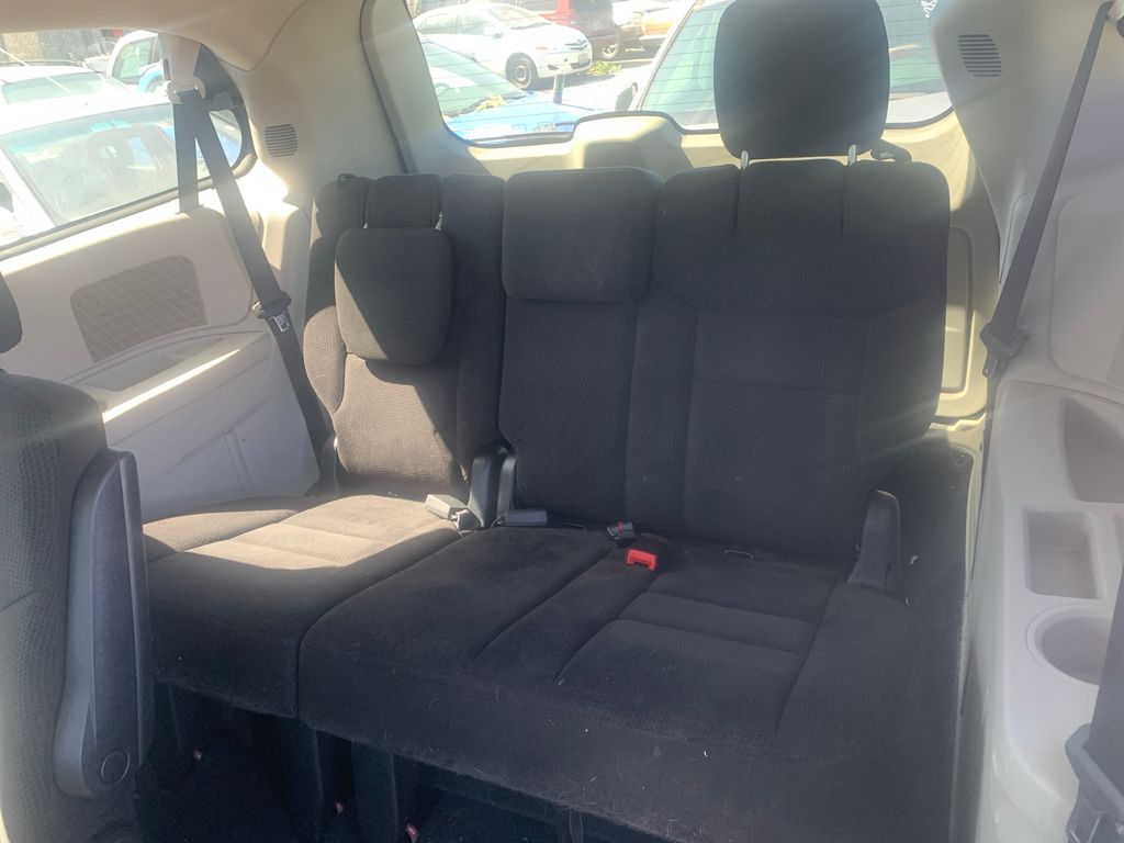 2015 Dodge Grand Caravan 11