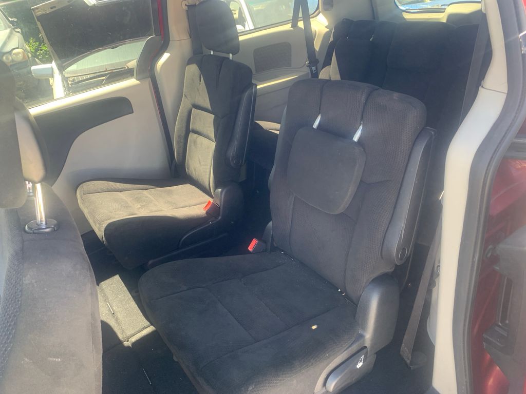 2015 Dodge Grand Caravan 8