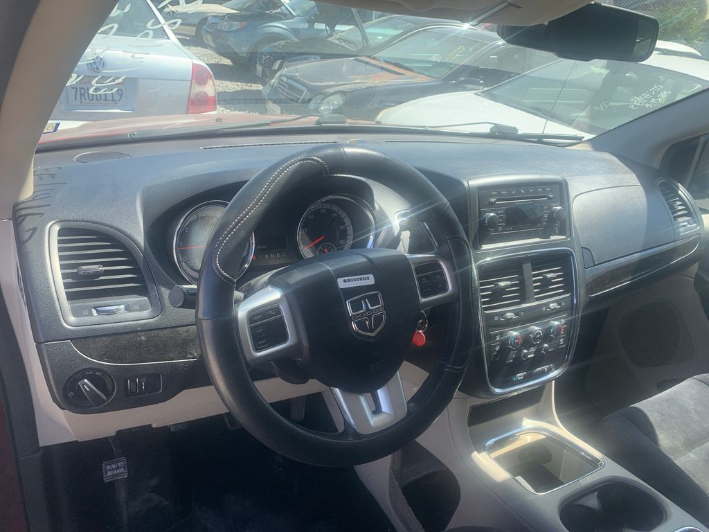 2015 Dodge Grand Caravan 10