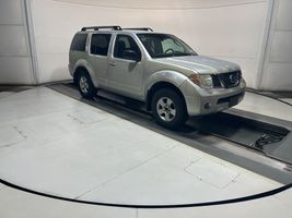 2005 NISSAN Pathfinder