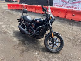 2015 HARLEY DAVIDSON Street